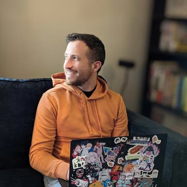 Picture of Kyle on a laptop